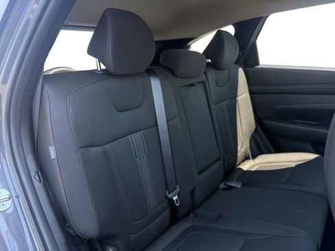 Used 2025 Hyundai Tucson SEL FWD image 18