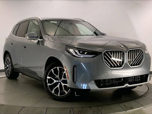 New 2025 BMW X3 xDrive30i w/ Premium Package image 11