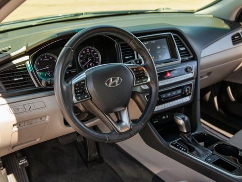 Used 2018 Hyundai Sonata SEL image 10