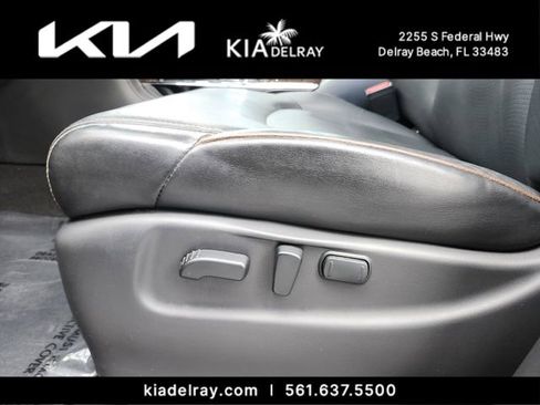 Used 2019 Nissan Armada Platinum w/ Interior Lighting Package AWD/4WD image 19