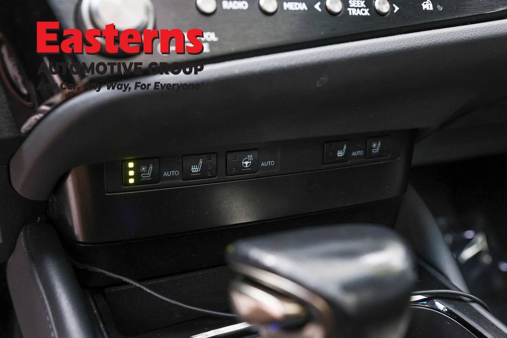 Used 2023 Lexus ES 350 w/ Premium Package FWD image 23
