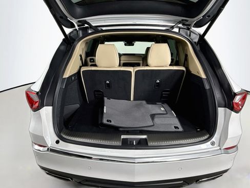 Used 2023 Acura MDX SH-AWD w/ Advance Package image 26