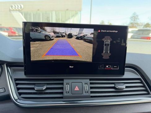 Used 2023 Audi Q5 2.0T Premium w/ Convenience Package image 27