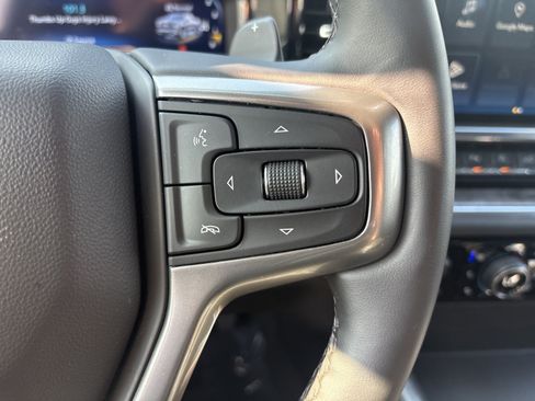 Used 2025 Chevrolet Silverado 1500 LTZ w/ LTZ Premium Package AWD/4WD image 20