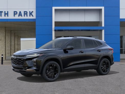 New 2026 Chevrolet Trax ACTIV FWD image 2