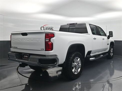 Used 2020 Chevrolet Silverado 2500 LTZ w/ LTZ Texas Edition image 7
