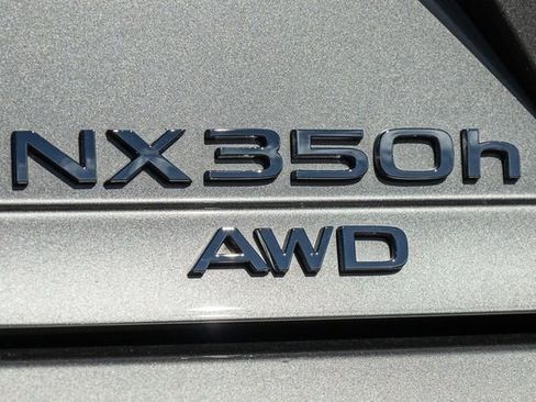 Used 2025 Lexus NX 350h AWD w/ Premium Package image 5