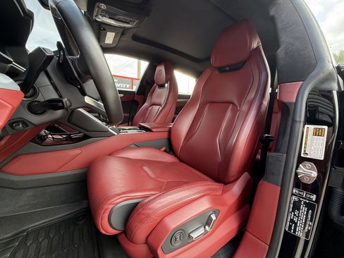 Used 2020 Lamborghini Urus image 12