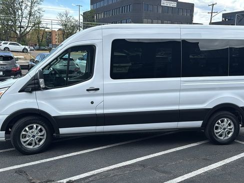 Used 2022 Ford Transit 350 XLT RWD image 6