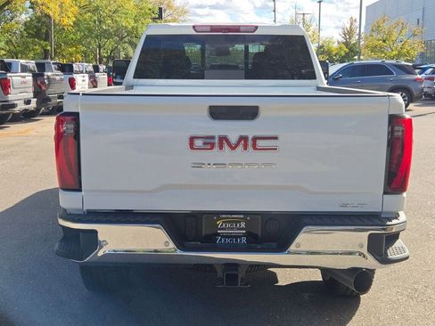 New 2026 GMC Sierra 2500 SLT w/ SLT Convenience Package image 15
