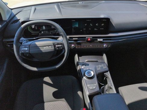 New 2026 Kia Sportage LX image 20