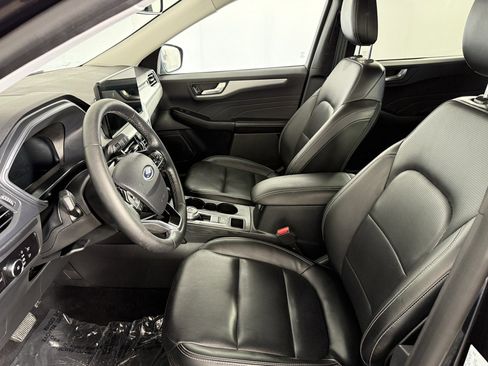 Used 2023 Ford Escape Platinum image 15