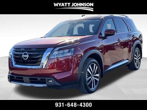 Used 2025 Nissan Pathfinder Platinum w/ Cargo Package image 1