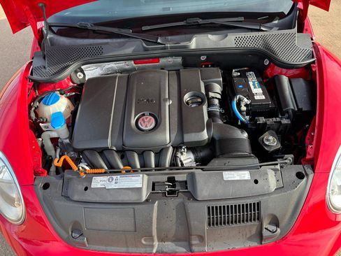 Used 2012 Volkswagen Beetle 2.5 image 22