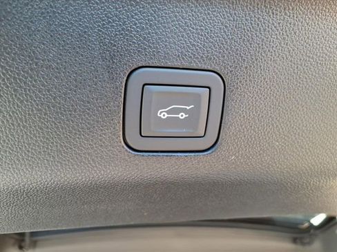 New 2026 Chevrolet Suburban LT w/ Comfort Package image 13