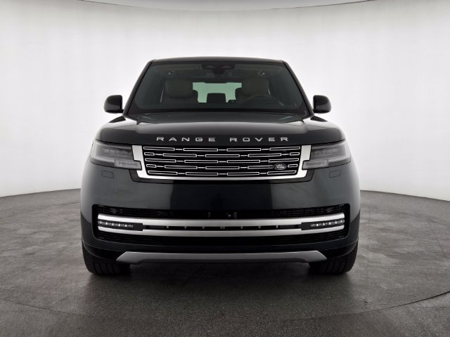 Certified 2025 Land Rover Range Rover Autobiography AWD/4WD image 8