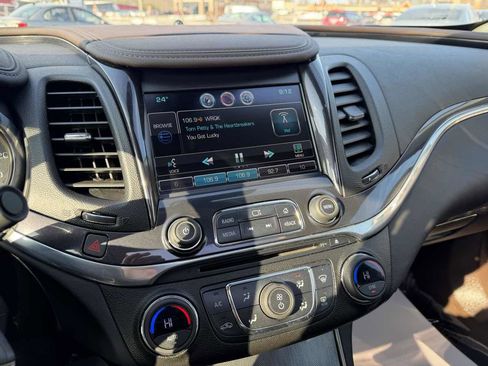 Used 2014 Chevrolet Impala LT w/ Premium Seating Package image 23