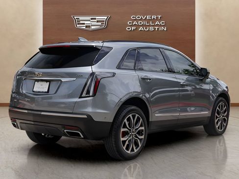 Certified 2023 Cadillac XT5 Sportv w/ Technology Package AWD/4WD image 4