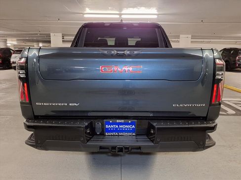 Used 2026 GMC Sierra EV Elevation image 7