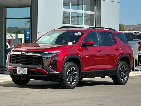 Used 2025 Chevrolet Equinox ACTIV FWD image 8