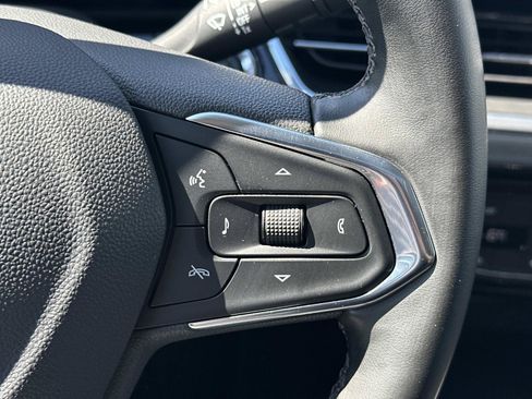 Certified 2024 Chevrolet Trax ACTIV w/ Sunroof Package FWD image 22