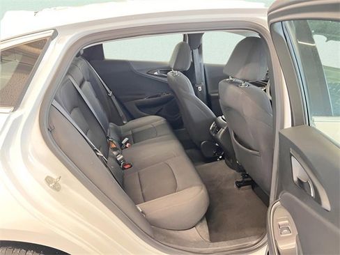 Certified 2024 Chevrolet Malibu LT image 10