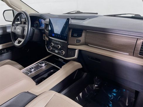 Used 2024 Ford Expedition Max Limited image 28