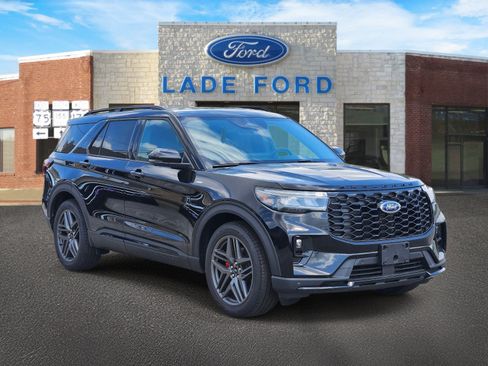 New 2026 Ford Explorer ST-Line w/ ST-Line Street Pack RWD image 1