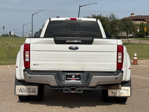 Used 2022 Ford F350 Lariat w/ Lariat Value Package image 6