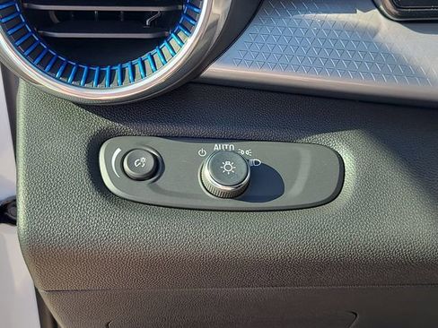 New 2026 Chevrolet Trax LT w/ Driver Confidence Package image 23