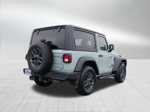 Used 2024 Jeep Wrangler Sport S image 3