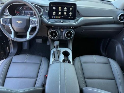 Used 2023 Chevrolet Blazer LT image 19