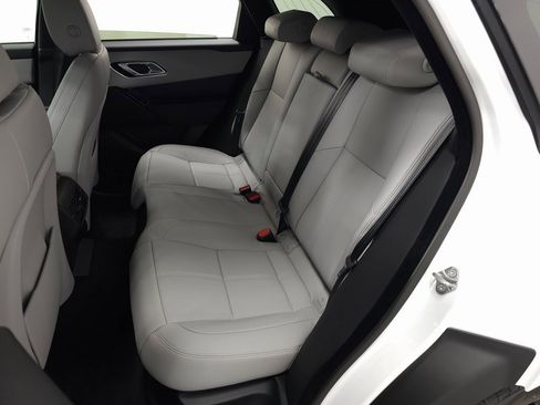 New 2026 Land Rover Range Rover Velar Dynamic SE image 32