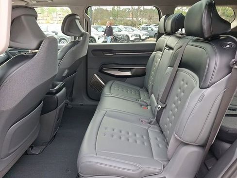 Certified 2024 Kia EV9 Wind image 13