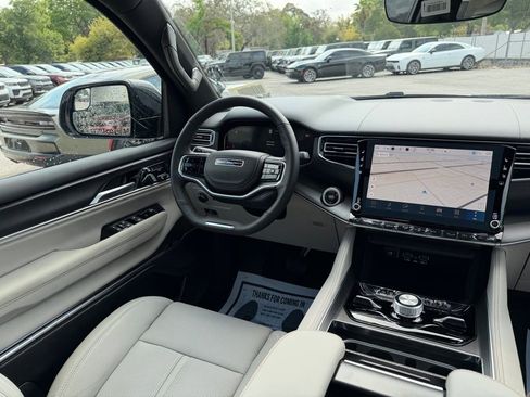 New 2026 Jeep Grand Wagoneer Summit AWD/4WD image 41