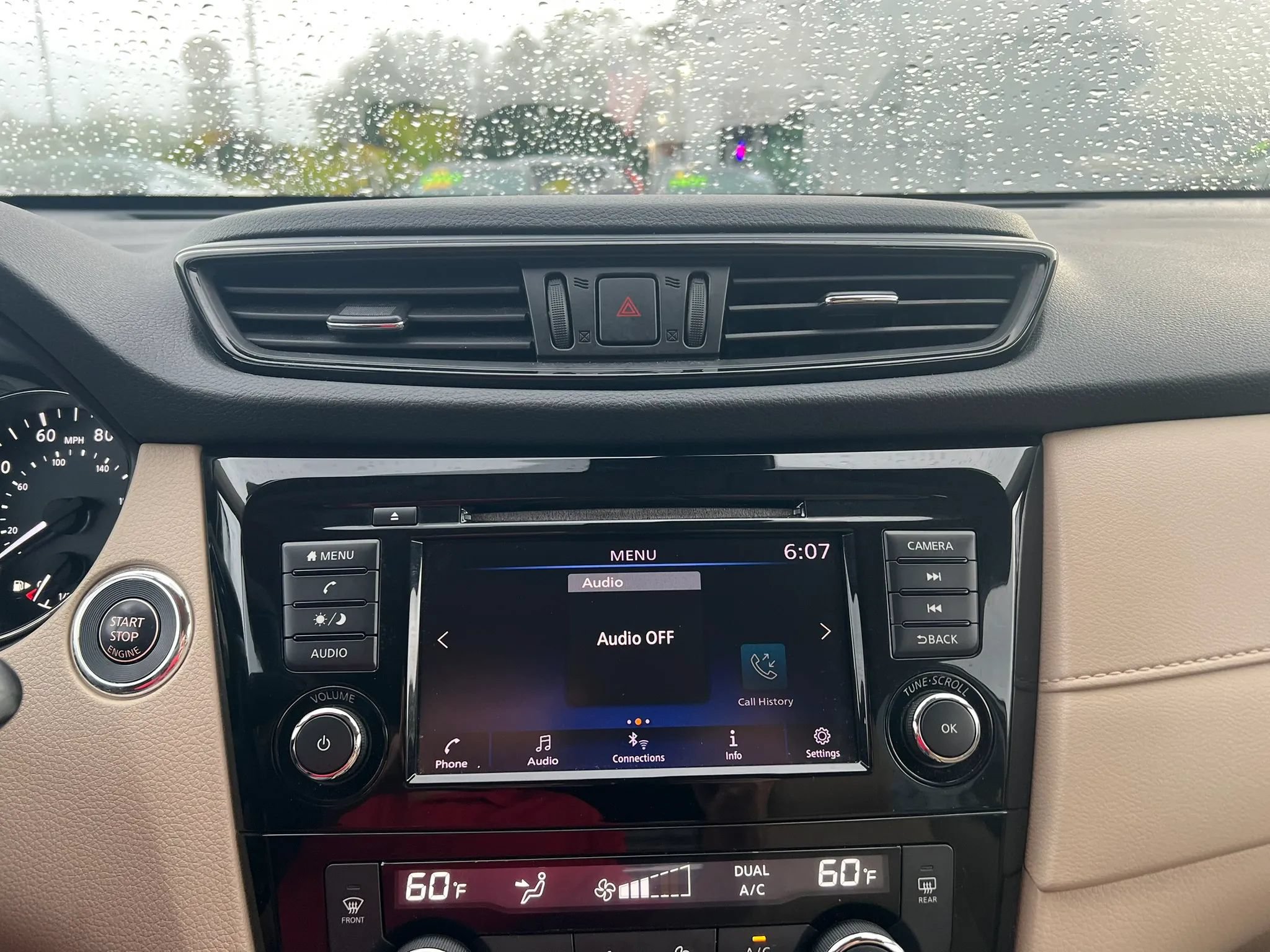 Used 2019 Nissan Rogue SV FWD image 9