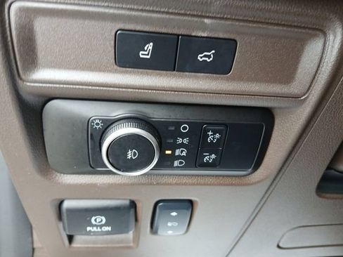 Certified 2024 Ford Expedition King Ranch RWD image 18