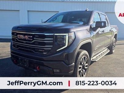 Used 2025 GMC Sierra 1500 AT4 w/ AT4 Premium Package