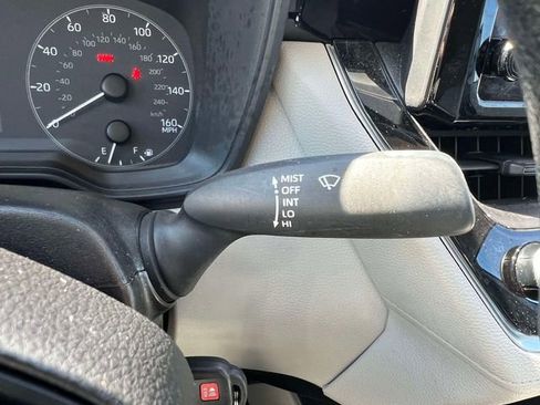 Used 2023 Toyota Corolla Cross L image 26