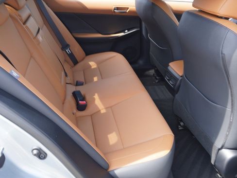 Used 2025 Lexus IS 350 F Sport w/ Accessory Package RWD image 33