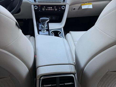 Used 2026 Genesis G70 2.5T AWD/4WD image 24