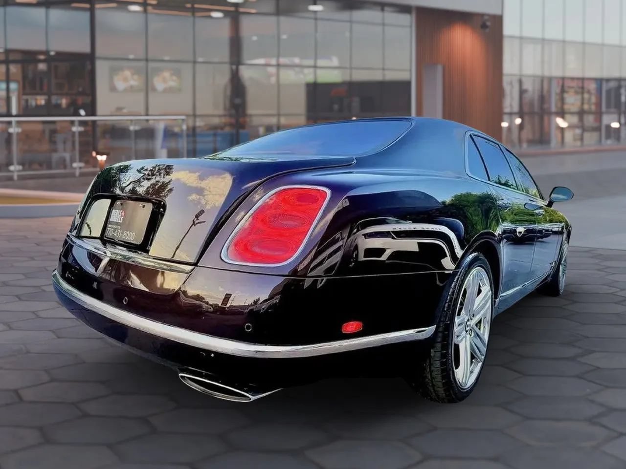 Used 2012 Bentley Mulsanne RWD image 8