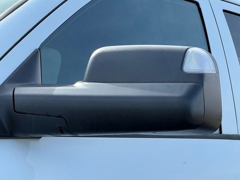 Used 2022 RAM 2500 Tradesman w/ Chrome Appearance Group image 39