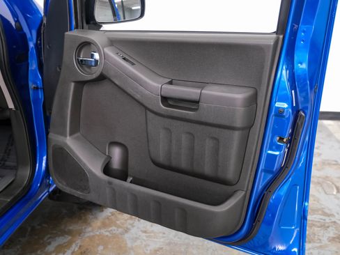 Used 2015 Nissan Xterra PRO-4X w/ Pro-4x Leather Package AWD/4WD image 40