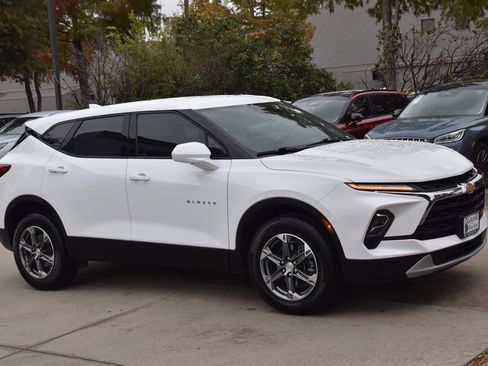 Used 2023 Chevrolet Blazer LT w/ Driver Confidence Package image 5