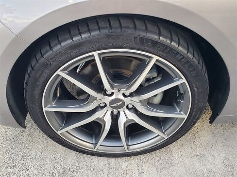 Used 2023 Genesis G70 2.0T image 4