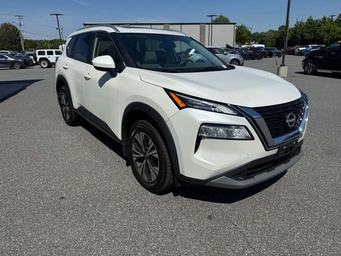 Used 2023 Nissan Rogue SV w/ SV Premium B Package AWD/4WD image 9