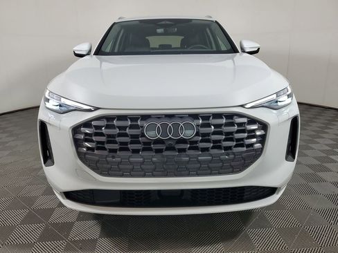 Used 2025 Audi Q5 Premium w/ Premium Plus AWD/4WD image 2