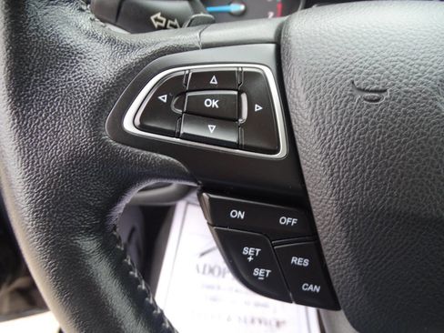 Used 2017 Ford Escape SE Sport w/ Equipment Group 201A image 14