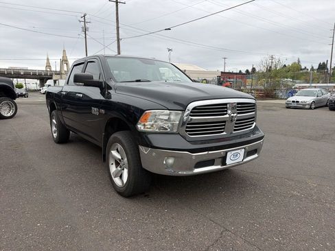 Used 2017 RAM 1500 Big Horn image 7